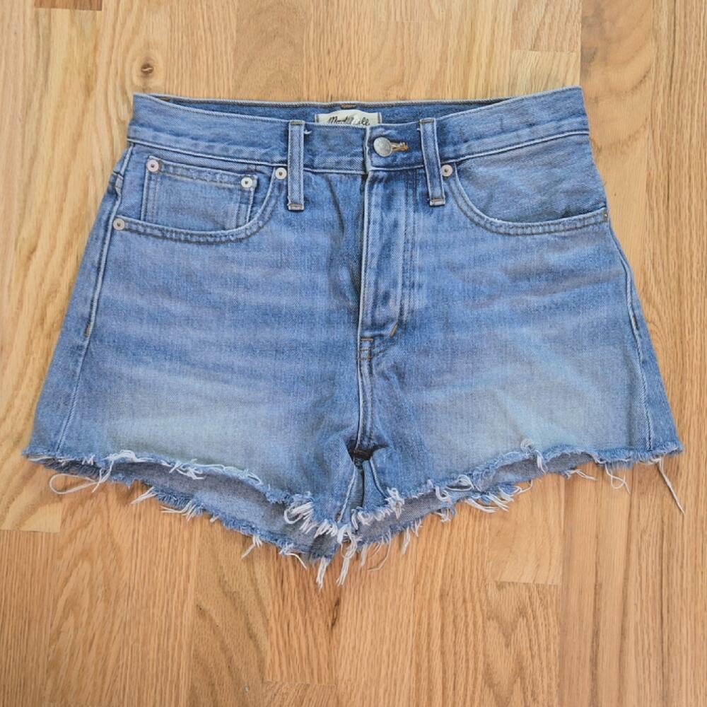 Madewell women's Relaxed Denim Shorts size 24